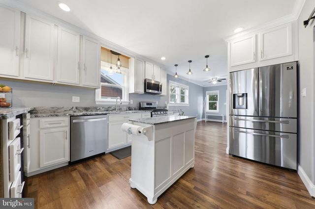 1313 POPLAR AVE, Baltimore, MD 21227