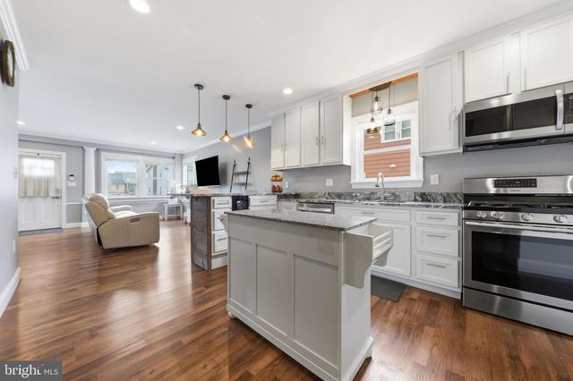 1313 POPLAR AVE, Baltimore, MD 21227
