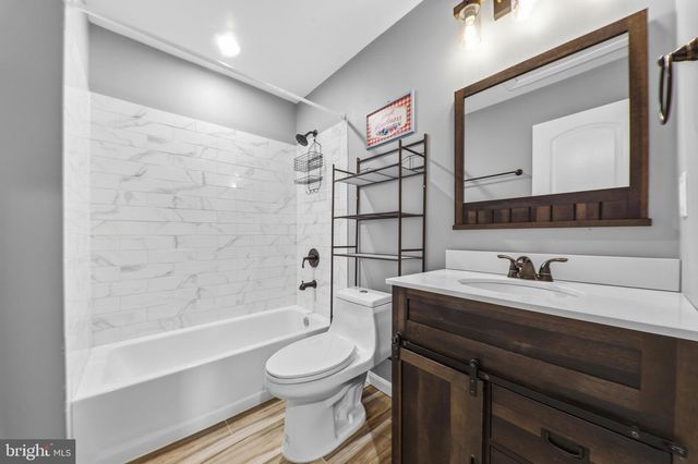 1313 POPLAR AVE, Baltimore, MD 21227
