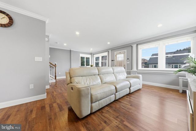 1313 POPLAR AVE, Baltimore, MD 21227