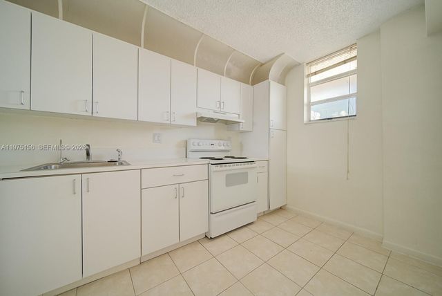 2903 N Miami Beach Boulevard 1006, North Miami Beach, FL 33160