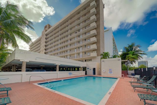 2903 N Miami Beach Boulevard 1006, North Miami Beach, FL 33160