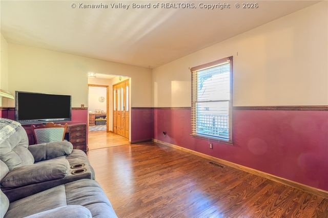 3 Charlo Acres Drive, Hurricane, WV 25526