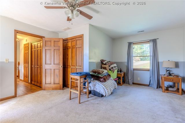 3 Charlo Acres Drive, Hurricane, WV 25526