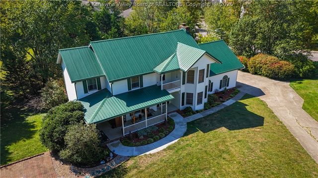 3 Charlo Acres Drive, Hurricane, WV 25526