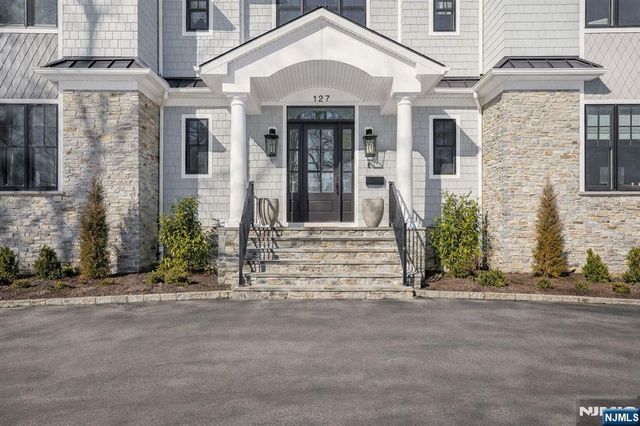 127 Stewart Road, Millburn, NJ 07078