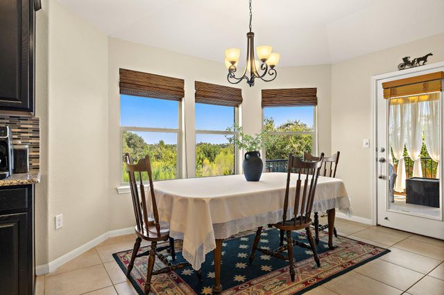 5717 Scenic Lake DR, Georgetown, TX 78626