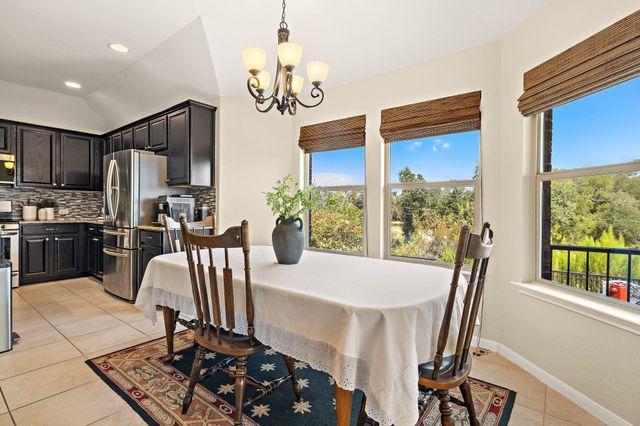 5717 Scenic Lake DR, Georgetown, TX 78626