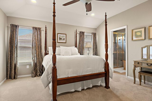 5717 Scenic Lake DR, Georgetown, TX 78626