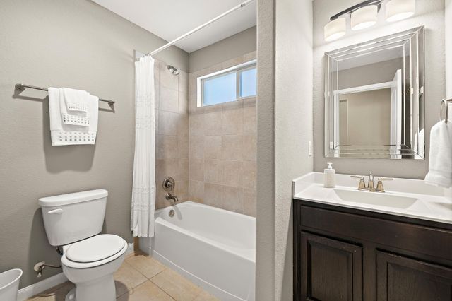 5717 Scenic Lake DR, Georgetown, TX 78626