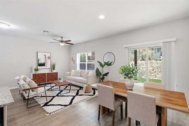 516 E Slaughter LN 2303, Austin, TX 78744