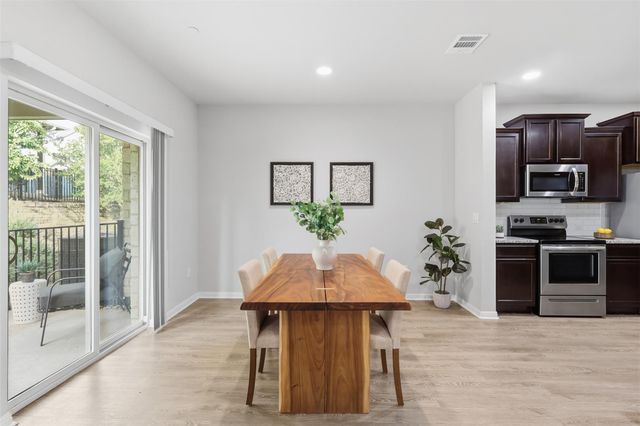 516 E Slaughter LN 2303, Austin, TX 78744