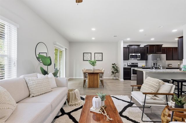 516 E Slaughter LN 2303, Austin, TX 78744