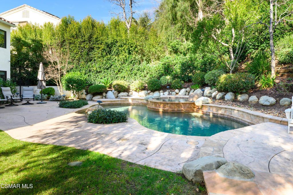 Image 13 of property listing at 5520 Grey Feather Court, Westlake Village, CA 91362