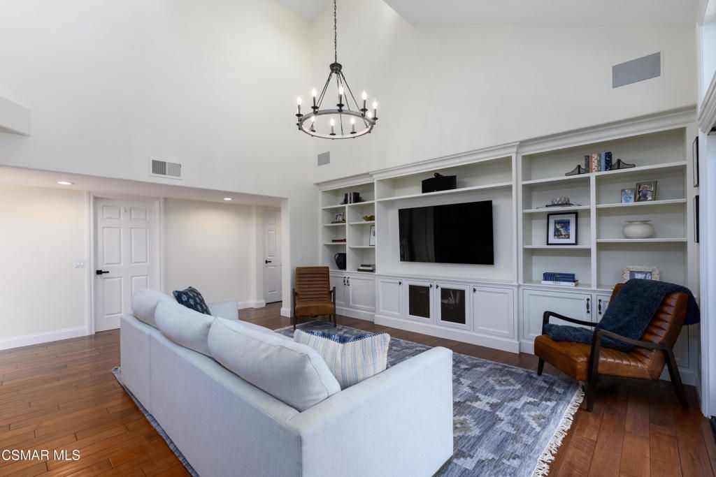 Image 19 of property listing at 5520 Grey Feather Court, Westlake Village, CA 91362