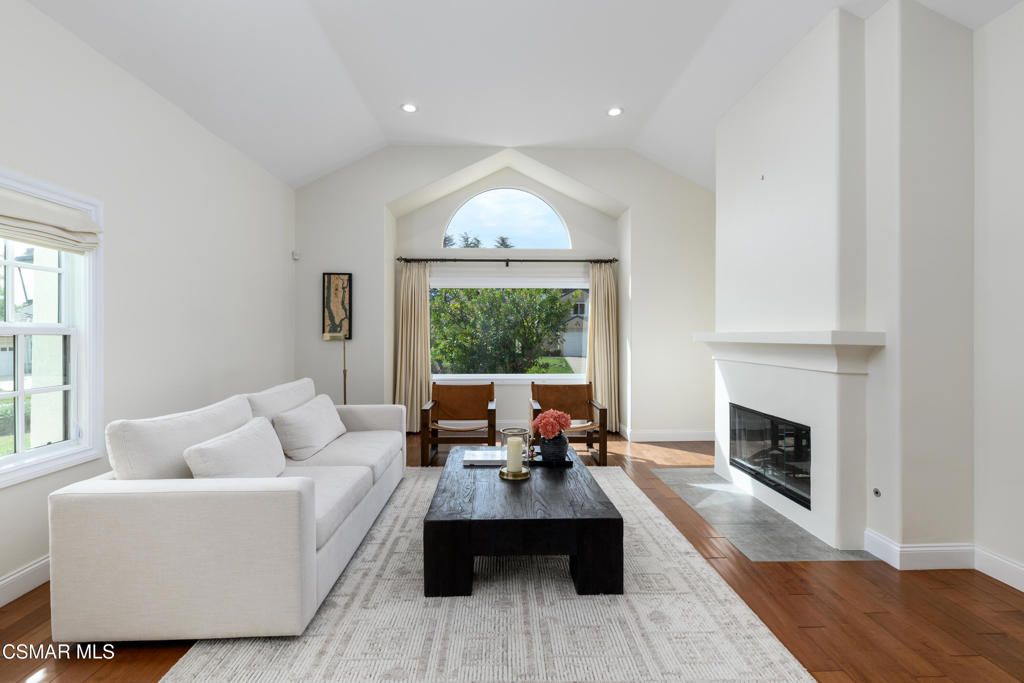 Image 28 of property listing at 5520 Grey Feather Court, Westlake Village, CA 91362