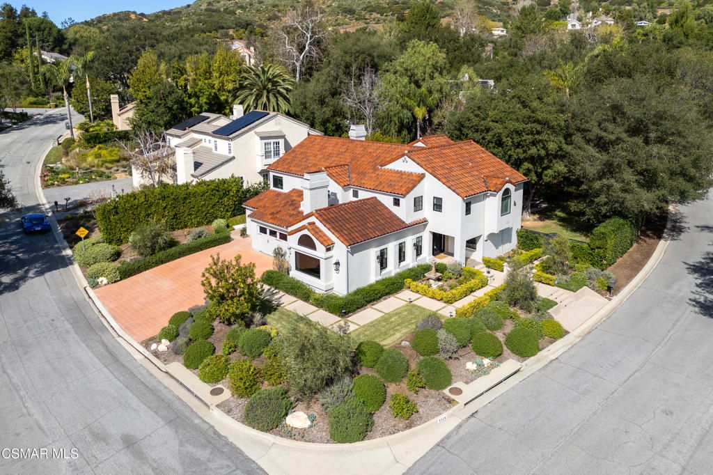 Image 4 of property listing at 5520 Grey Feather Court, Westlake Village, CA 91362