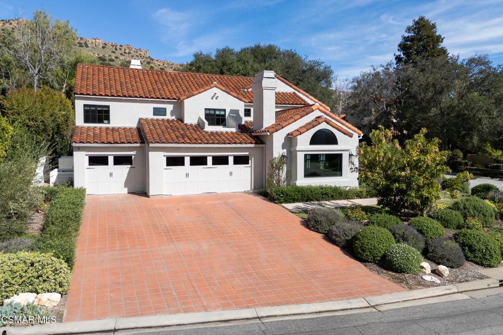 Image 5 of property listing at 5520 Grey Feather Court, Westlake Village, CA 91362