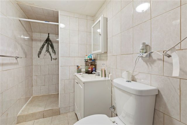 400 Benefit Street, Pawtucket, RI 02903