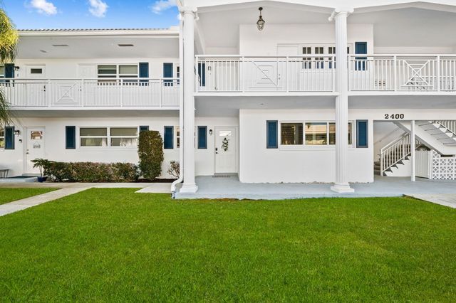 2400 NE 36th Street 3, Lighthouse Point, FL 33064