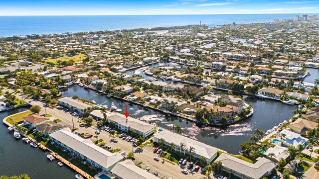 2400 NE 36th Street 3, Lighthouse Point, FL 33064