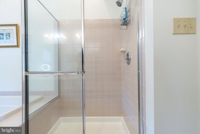 602 DUNBURRY DR, Ambler, PA 19002