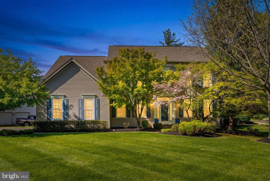 602 DUNBURRY DR, Ambler, PA 19002