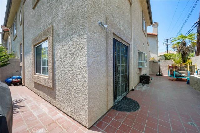 518 N Stoneman Avenue, Alhambra, CA 91801