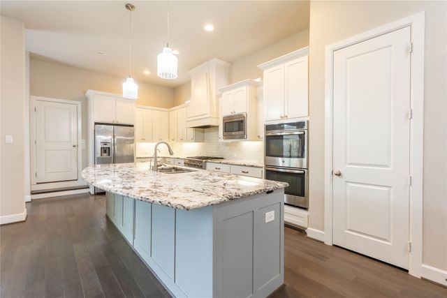 1113 Peacock Boulevard, Carrollton, TX 75007