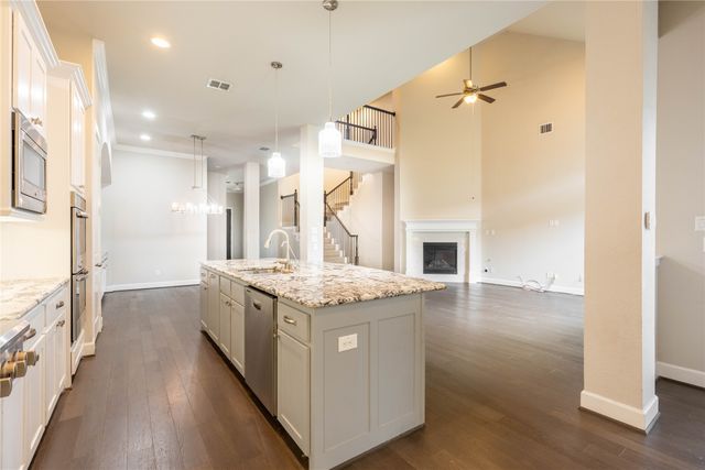 1113 Peacock Boulevard, Carrollton, TX 75007