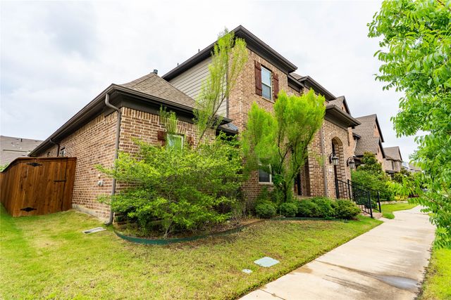 1113 Peacock Boulevard, Carrollton, TX 75007