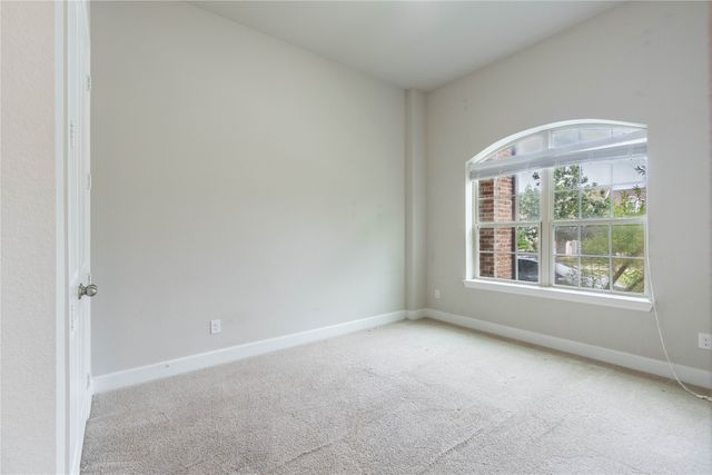 1113 Peacock Boulevard, Carrollton, TX 75007