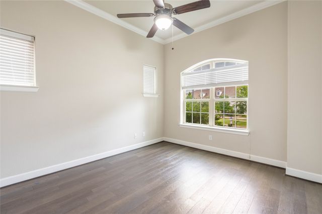 1113 Peacock Boulevard, Carrollton, TX 75007