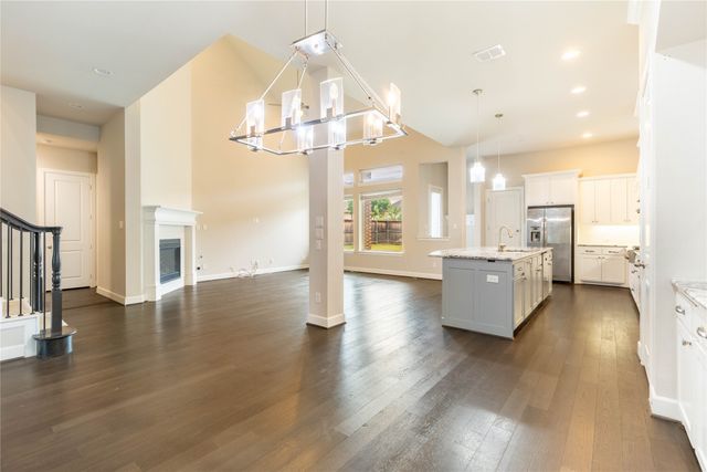 1113 Peacock Boulevard, Carrollton, TX 75007