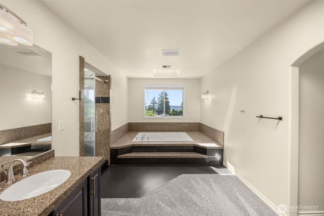 20503 96th Way S, Kent, WA 98031