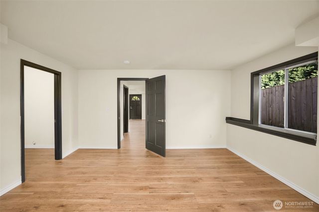 20503 96th Way S, Kent, WA 98031