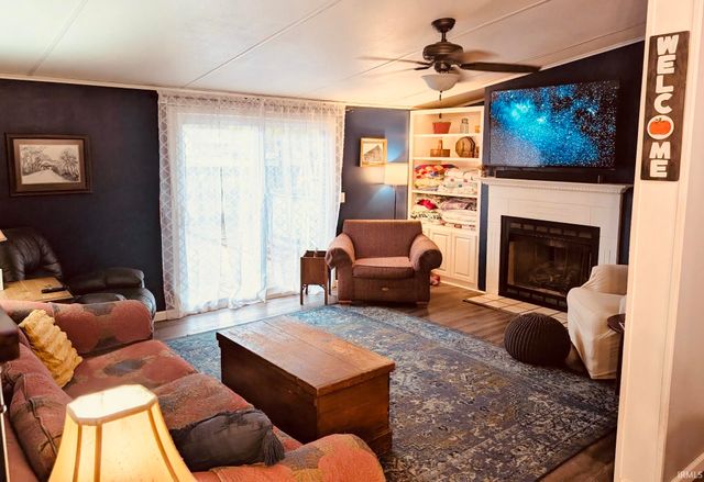 4118 Maple Street, Richland, IN 47634