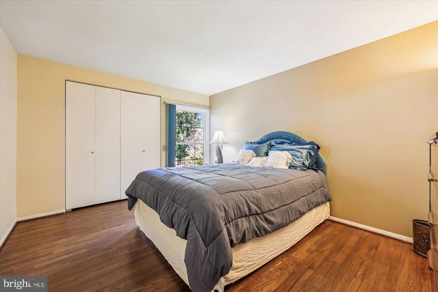 9013 WANDERING TRAIL DR, Potomac, MD 20854