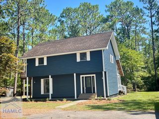 210 Purser Drive, Jesup, GA 31546