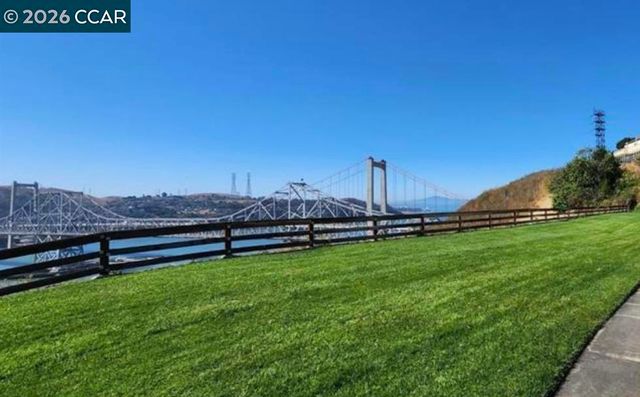 1201 Glen Cove Pkwy 1801, Vallejo, CA 94591