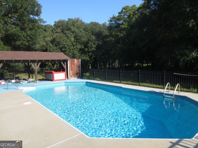 184 Giles Road, Warner Robins, GA 31093