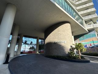 460 NE 28th St 1907, Miami, FL 33137