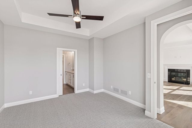 48 Spring Farm Road, North Oaks, MN 55127