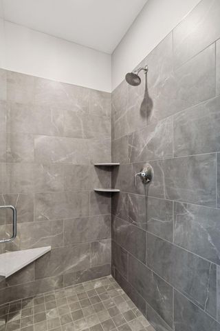 48 Spring Farm Road, North Oaks, MN 55127