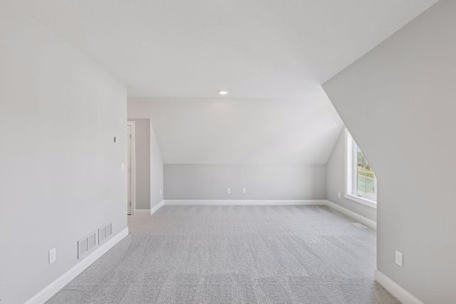 48 Spring Farm Road, North Oaks, MN 55127