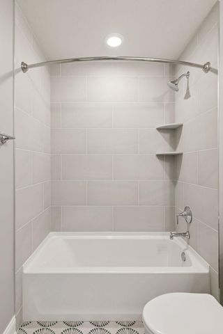 48 Spring Farm Road, North Oaks, MN 55127