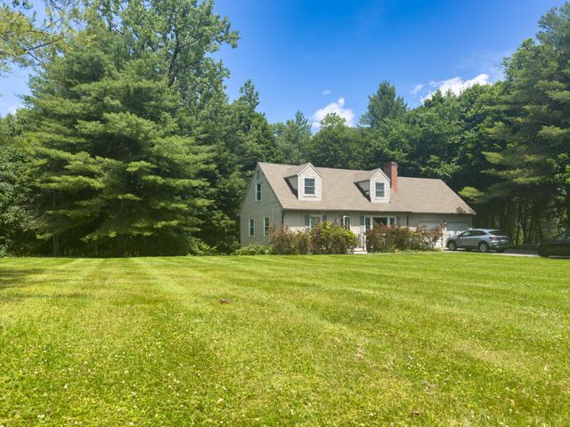 1 Wyeth Farm Circle, Lebanon, NH 03784