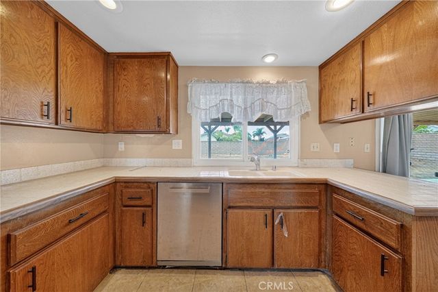 1475 Diego Way, Upland, CA 91786