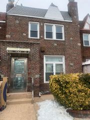 25023 88th Road 1R, Bellerose, NY 11426