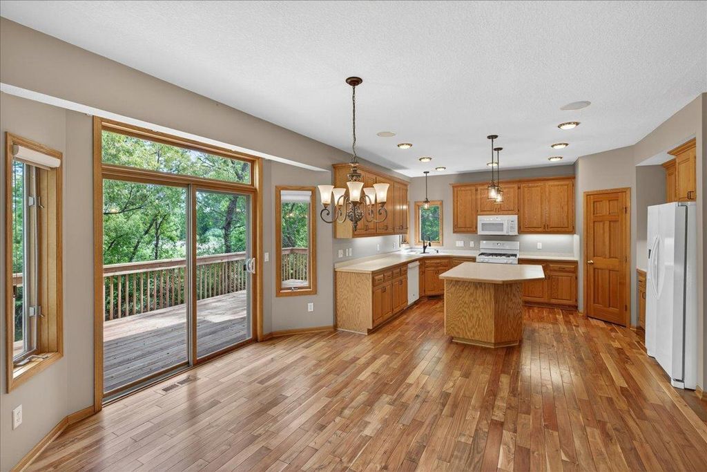 17470 91st Place N, Maple Grove, MN 55311 — photo 2